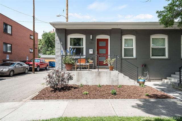 1321 E 33rd Avenue