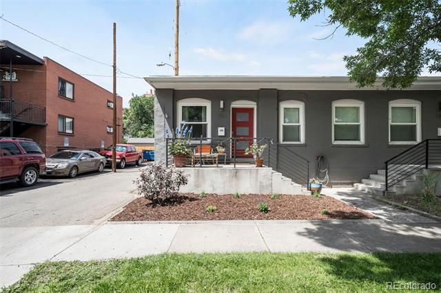 1321 E 33rd Avenue