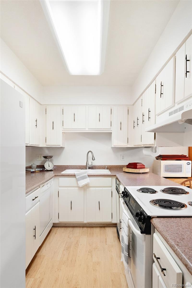 6495 E Happy Canyon Road Unit: 114