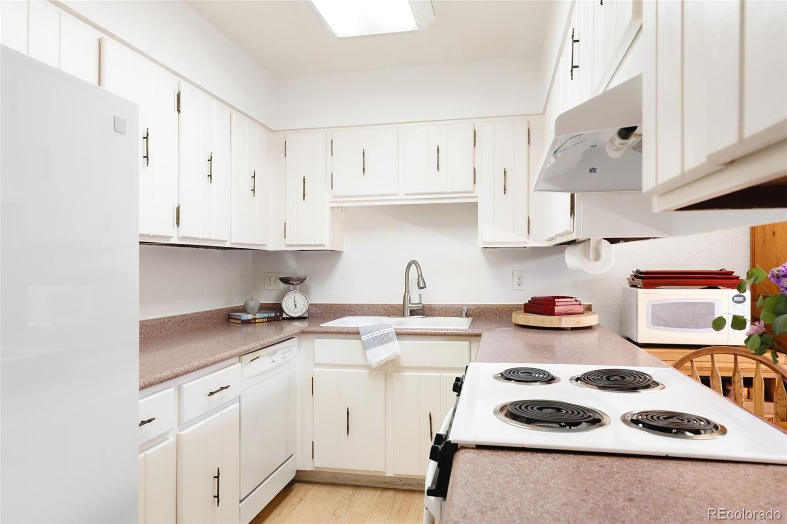 6495 E Happy Canyon Road Unit: 114