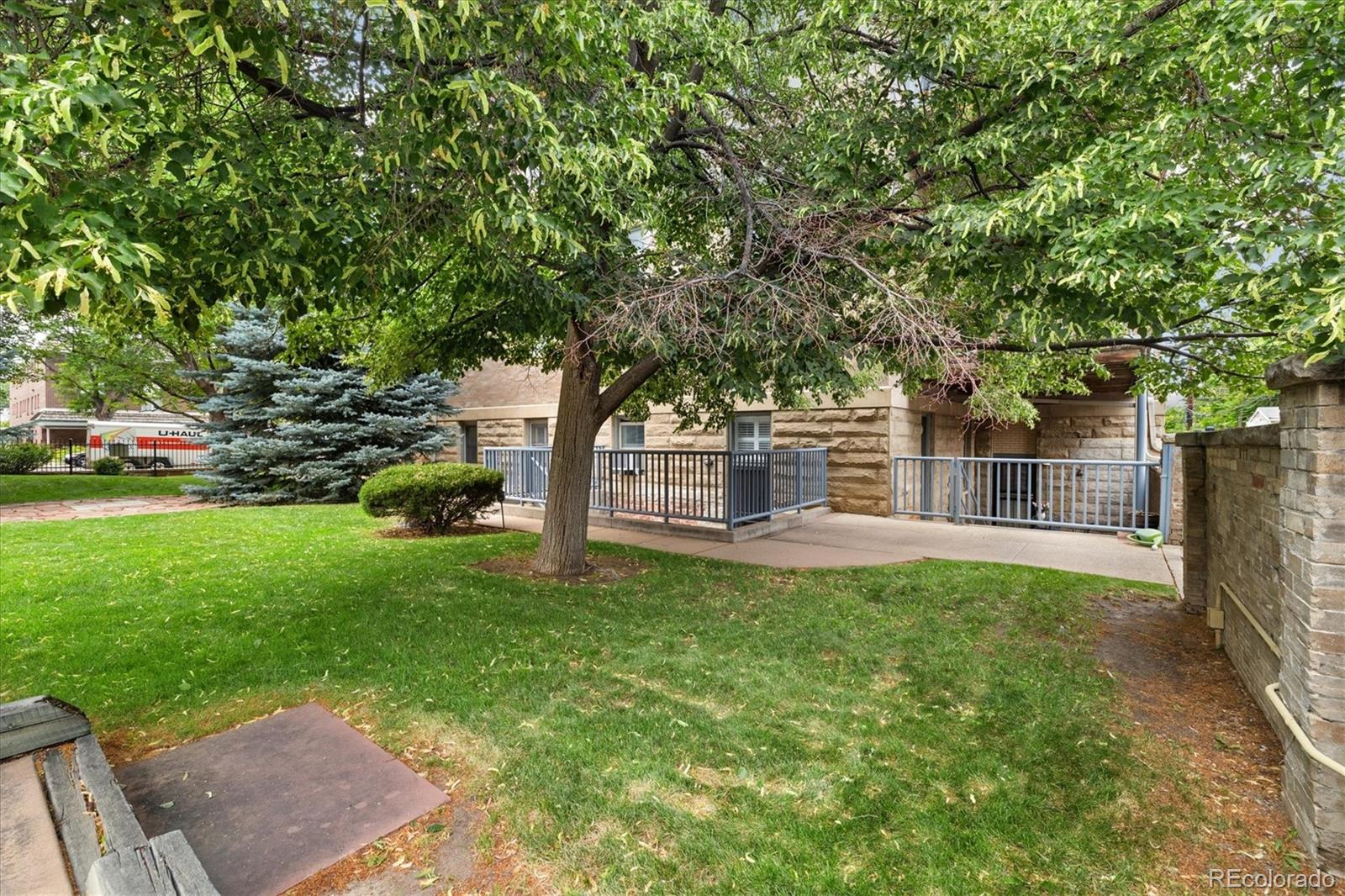 1140 Columbine Street Unit: 106