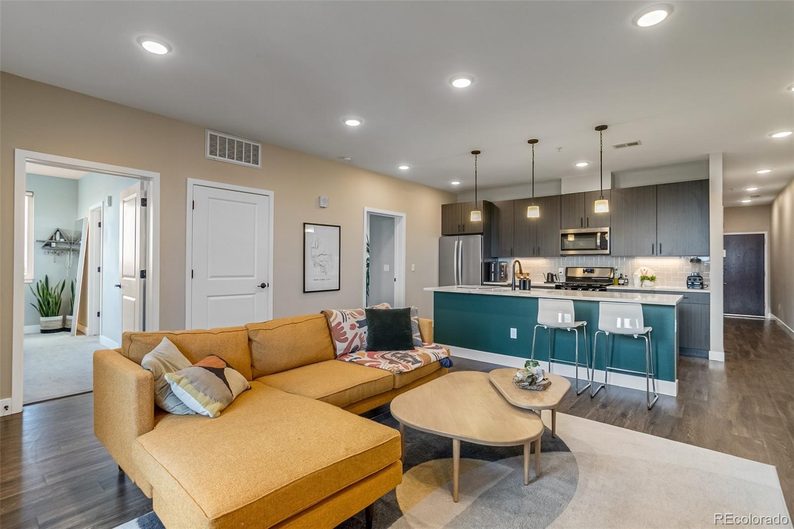 2729 W 28th Avenue Unit: 504