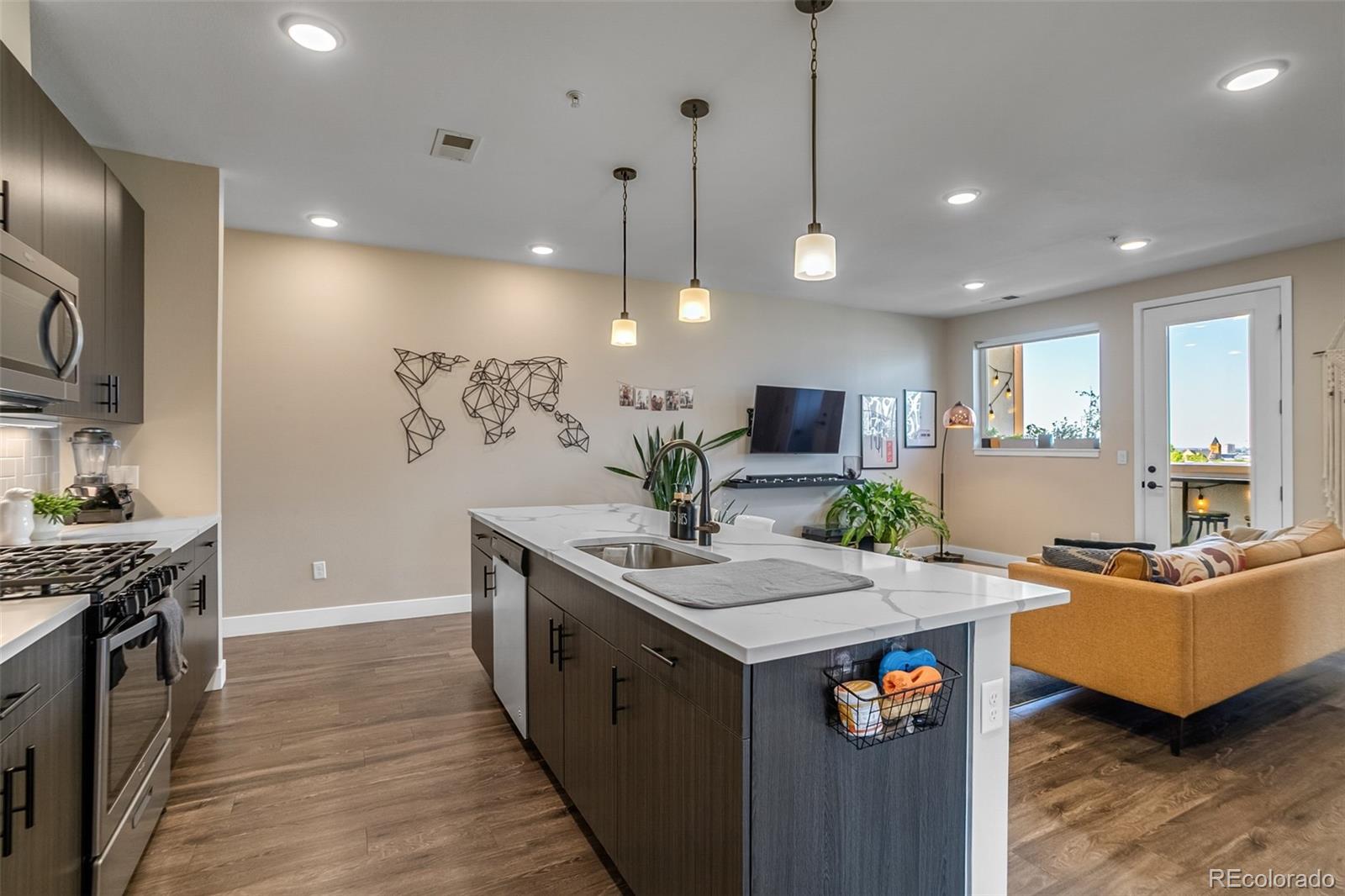 2729 W 28th Avenue Unit: 504