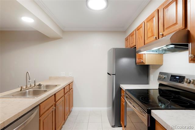 7665 E Eastman Avenue Unit: 302B