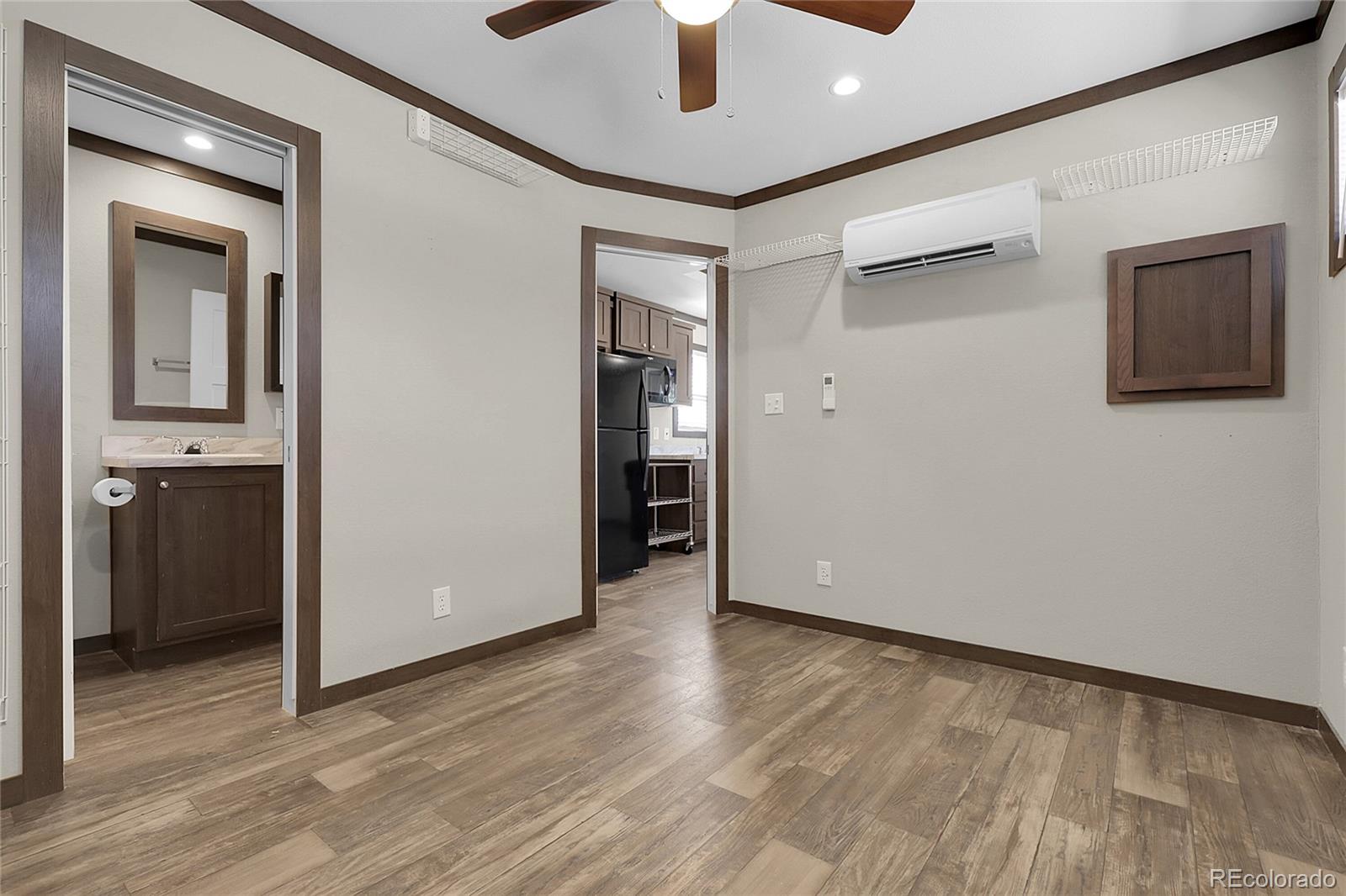 13385 Herring Road