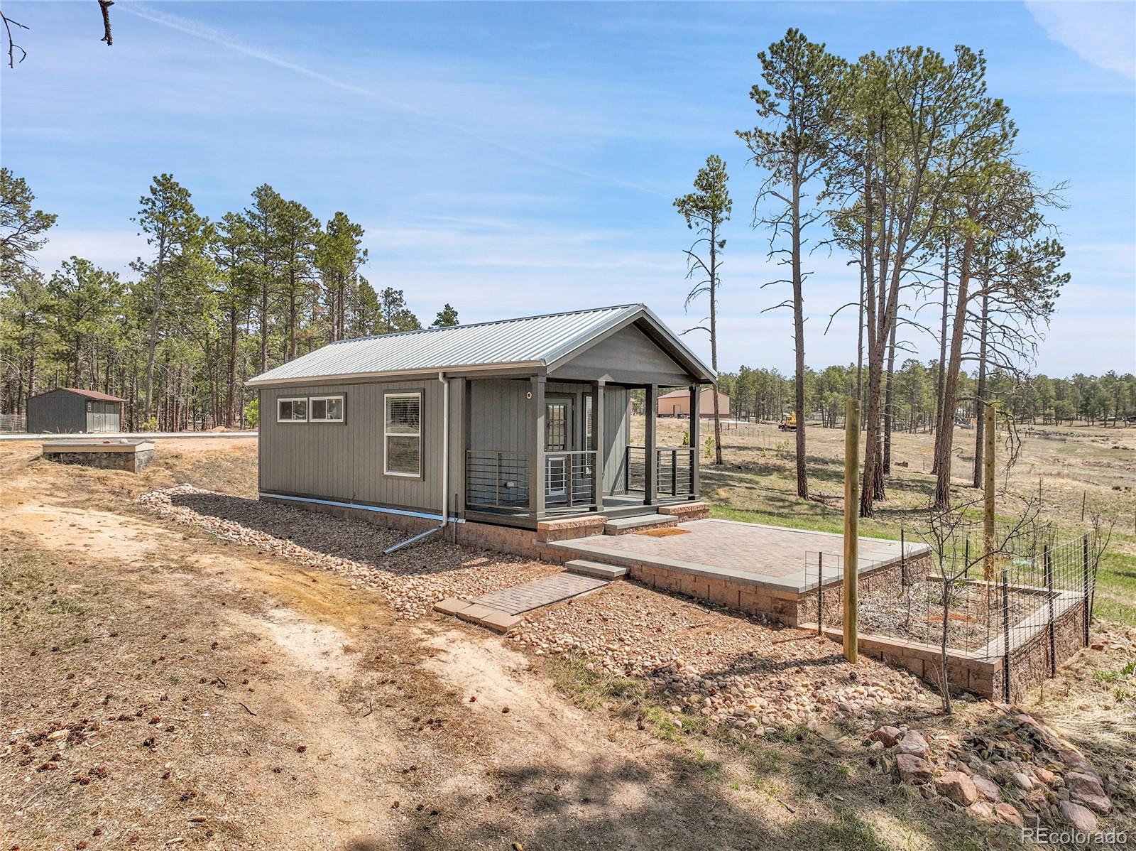 13385 Herring Road