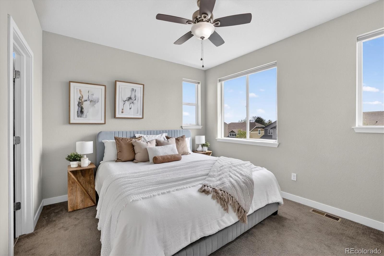 7407 S Pennsylvania Street