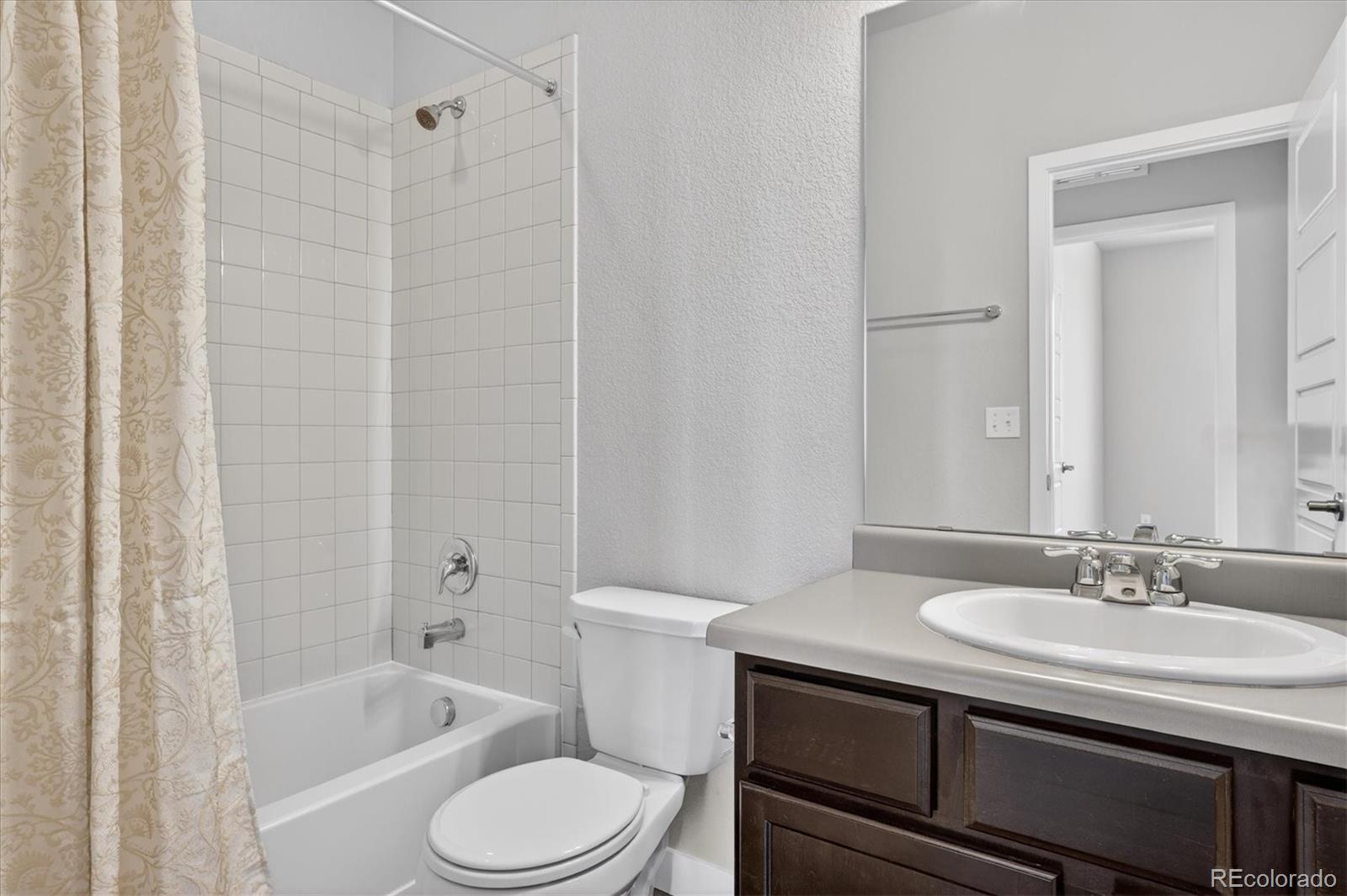 7407 S Pennsylvania Street