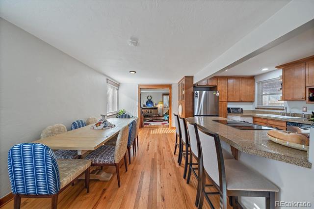 803 Poplar Street