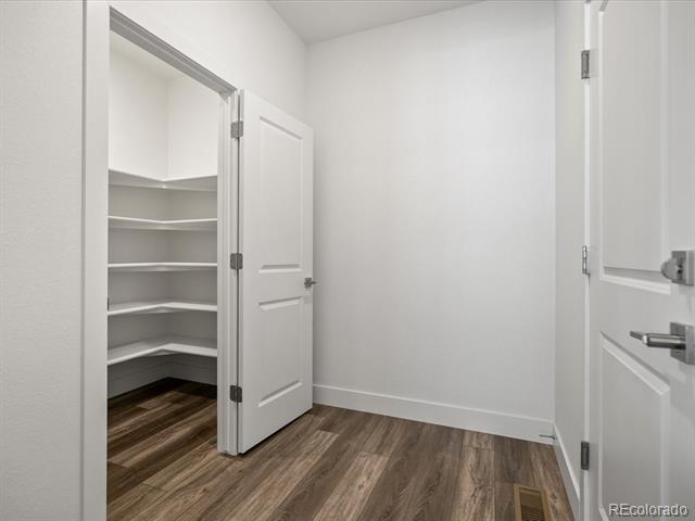 17843 W 93rd Place