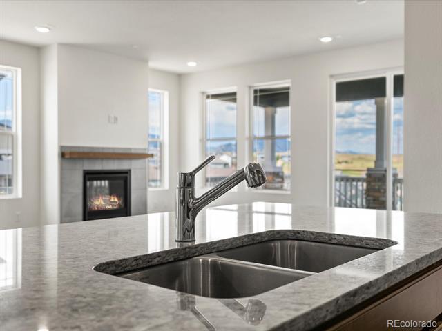 17843 W 93rd Place