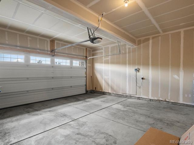 17843 W 93rd Place