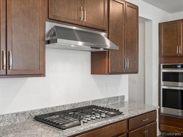 17843 W 93rd Place