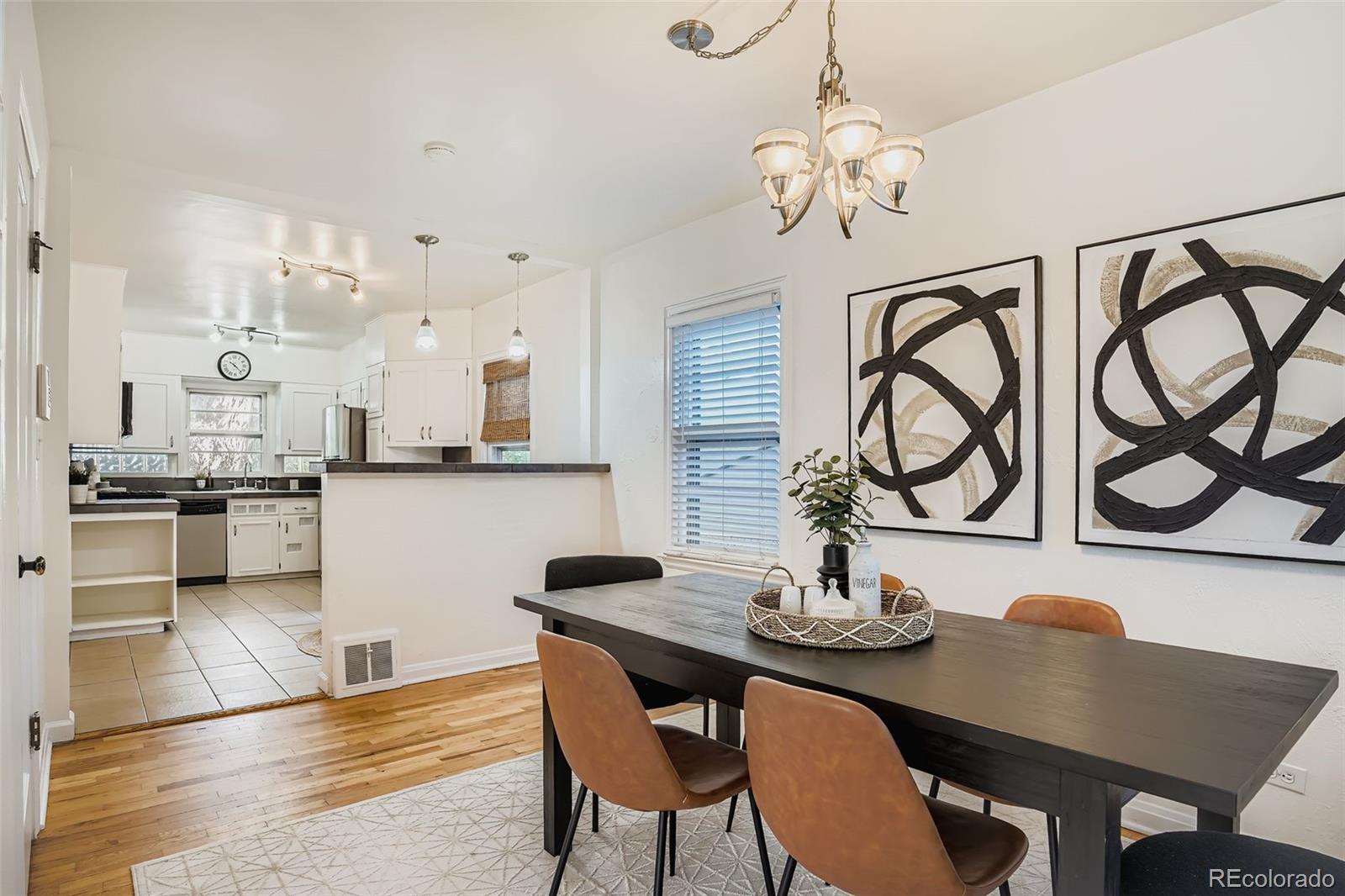 2554 S Lafayette Street