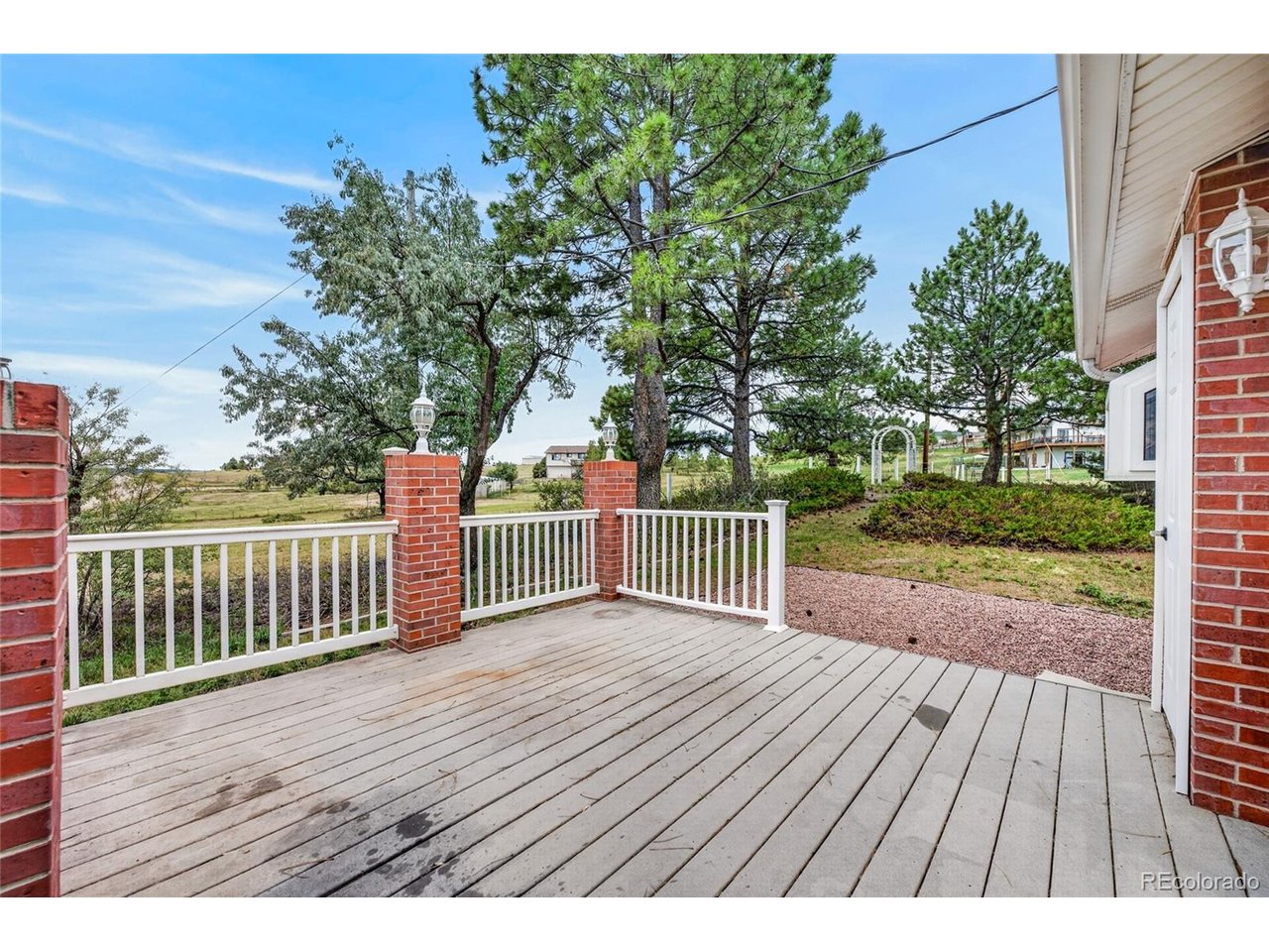 2181 Woodpecker Ln