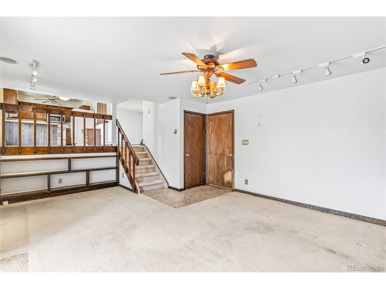 2181 Woodpecker Ln