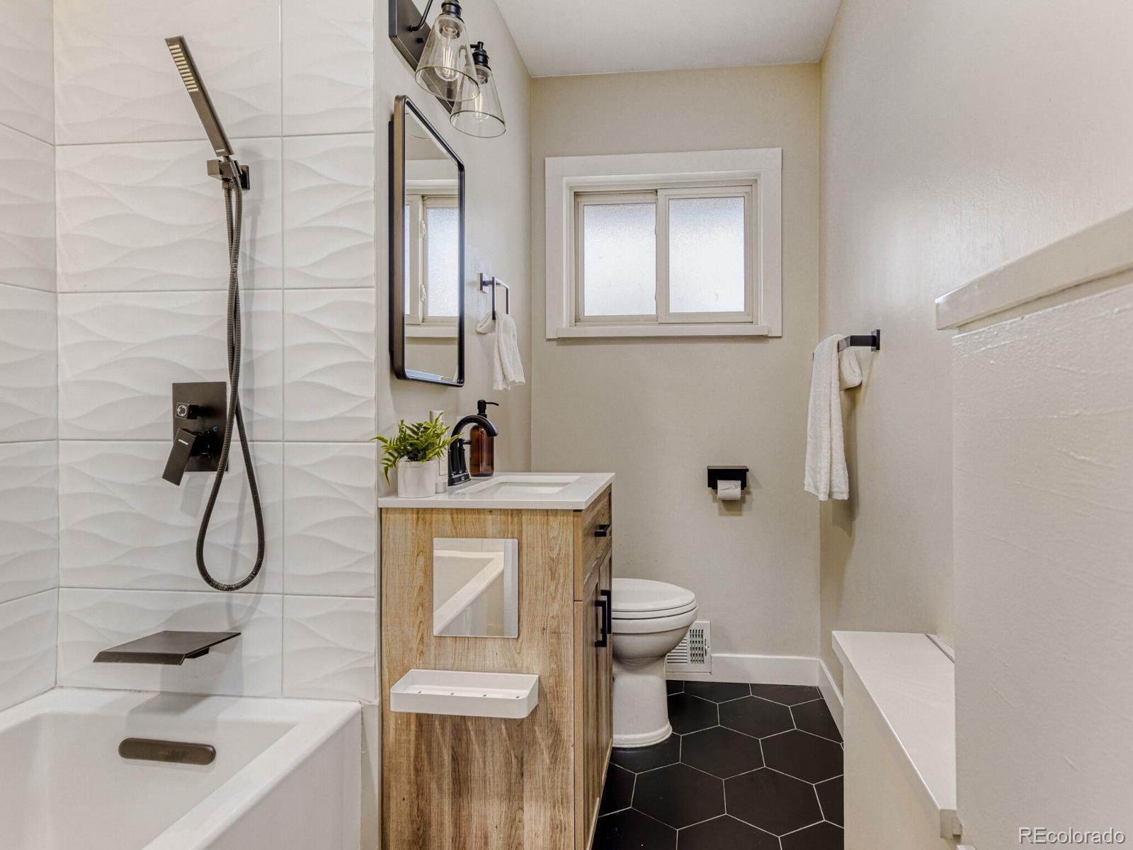 3245 S Newton Street