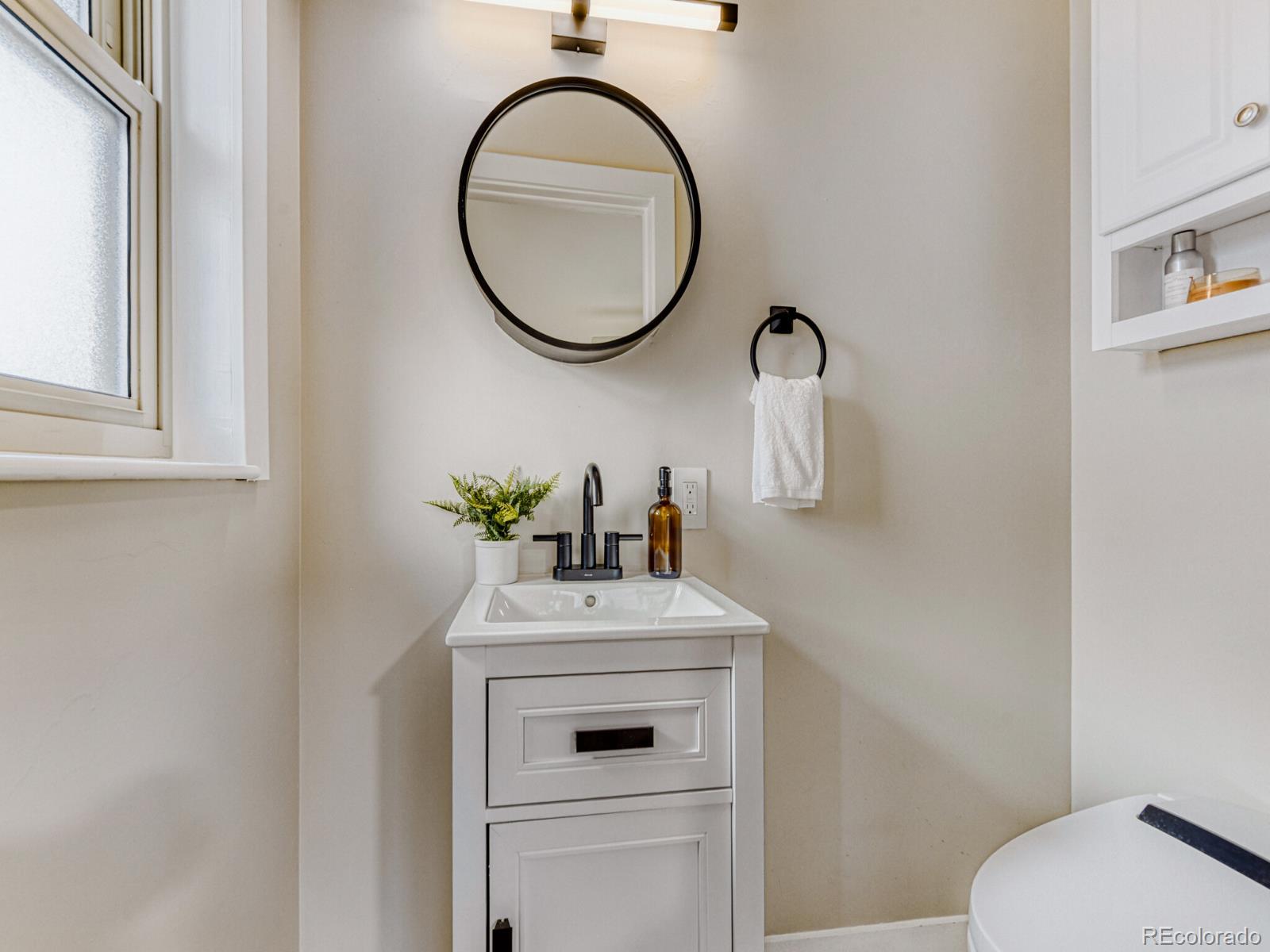 3245 S Newton Street