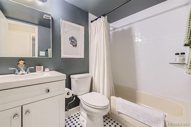 4400 S Quebec Street Unit: 106Y