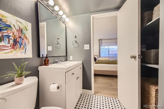 4400 S Quebec Street Unit: 106Y