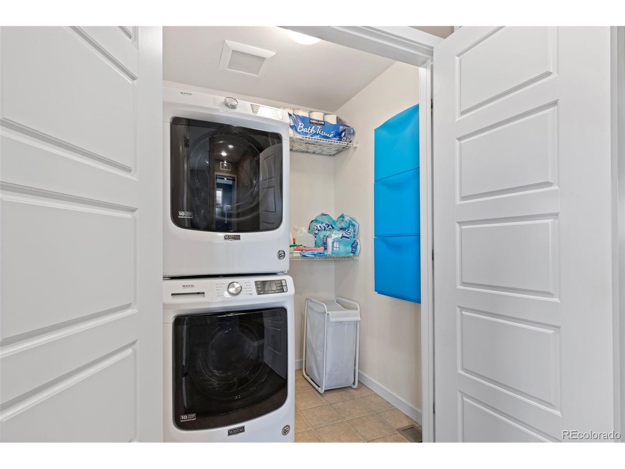 3332 Cranston Cir