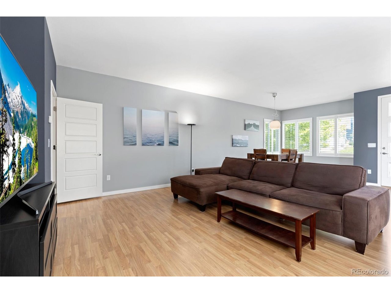 3332 Cranston Cir