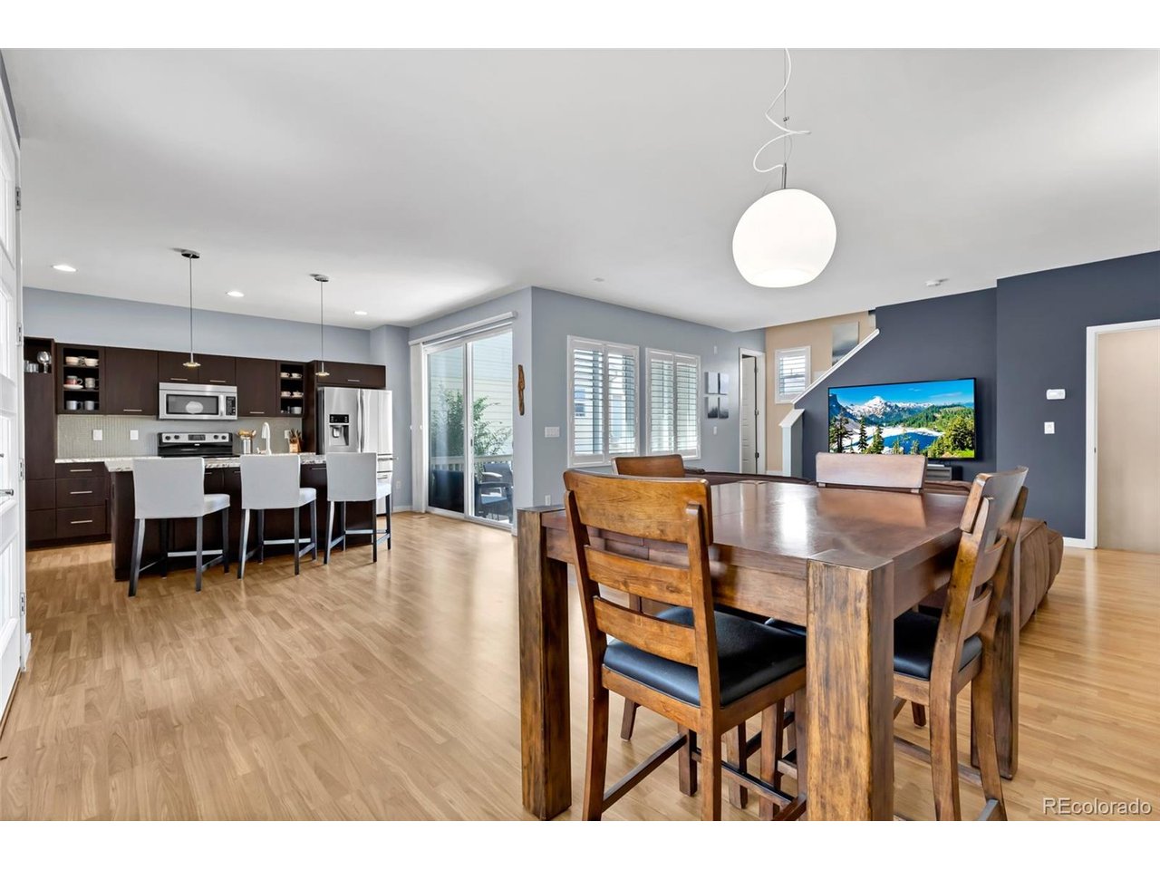 3332 Cranston Cir
