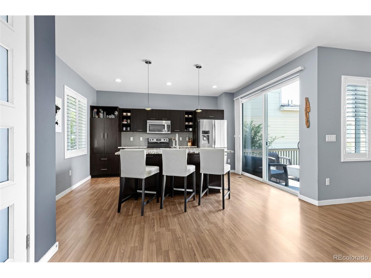 3332 Cranston Cir
