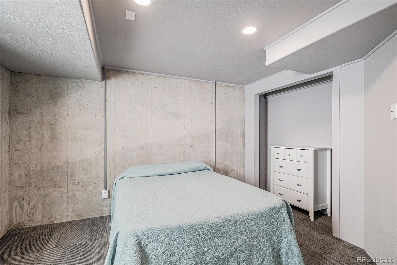 21976 E Oberlin Place