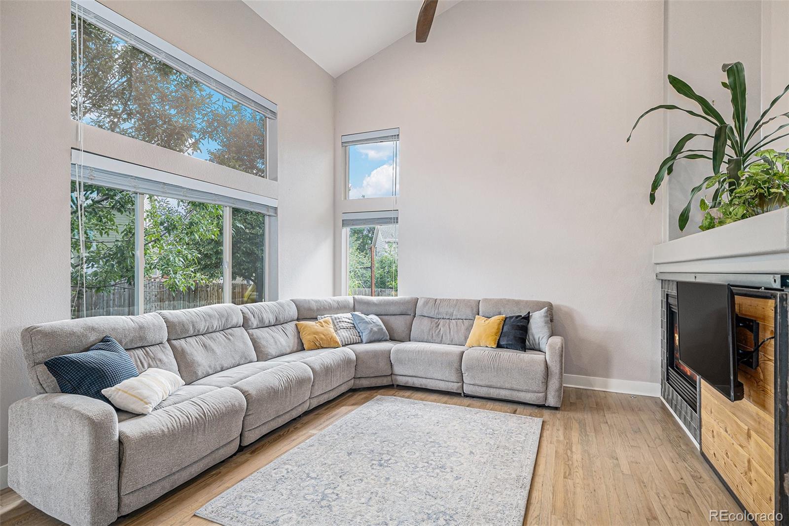 21976 E Oberlin Place