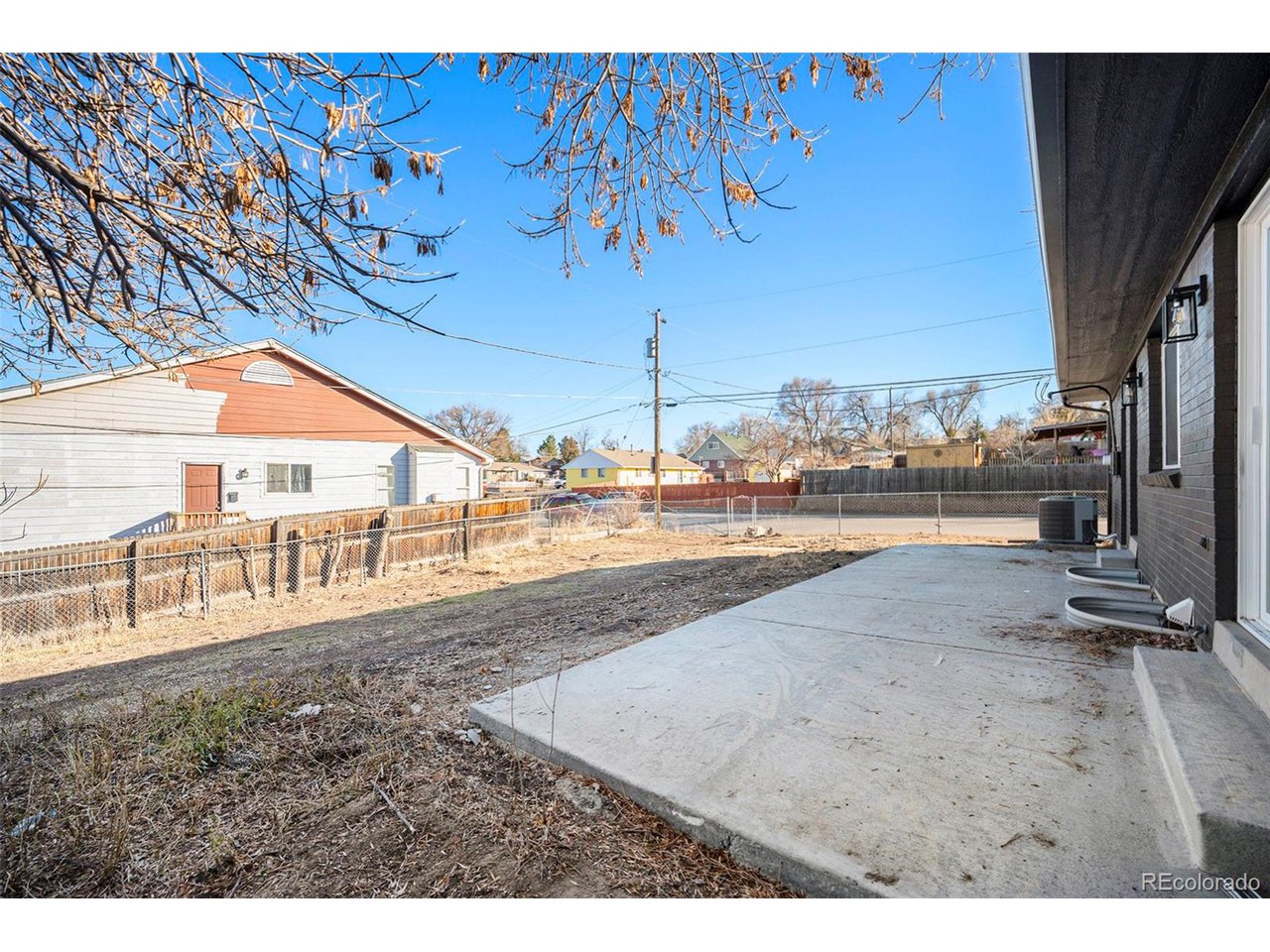 8348 Cherokee St