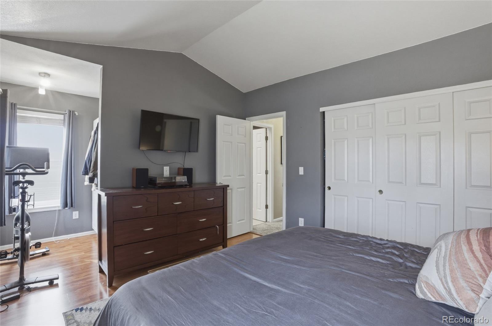 2669 S Deframe Circle