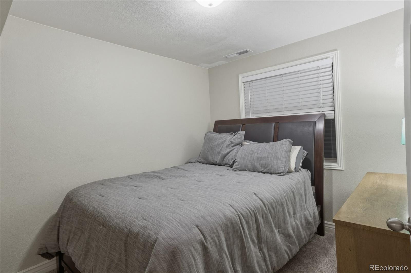 2669 S Deframe Circle