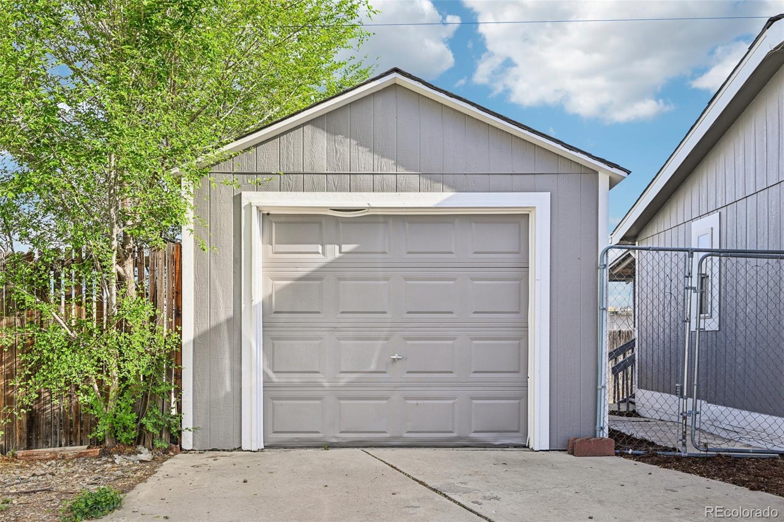 7041 Ash Court
