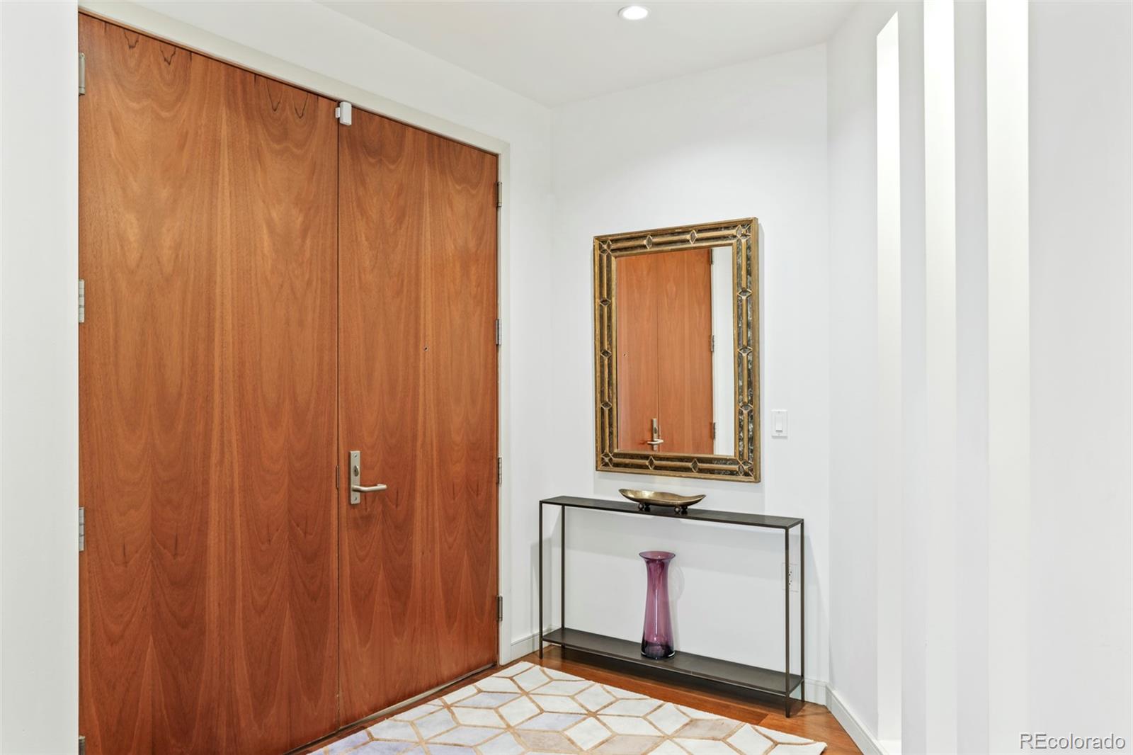 333 S Monroe Street Unit: 101