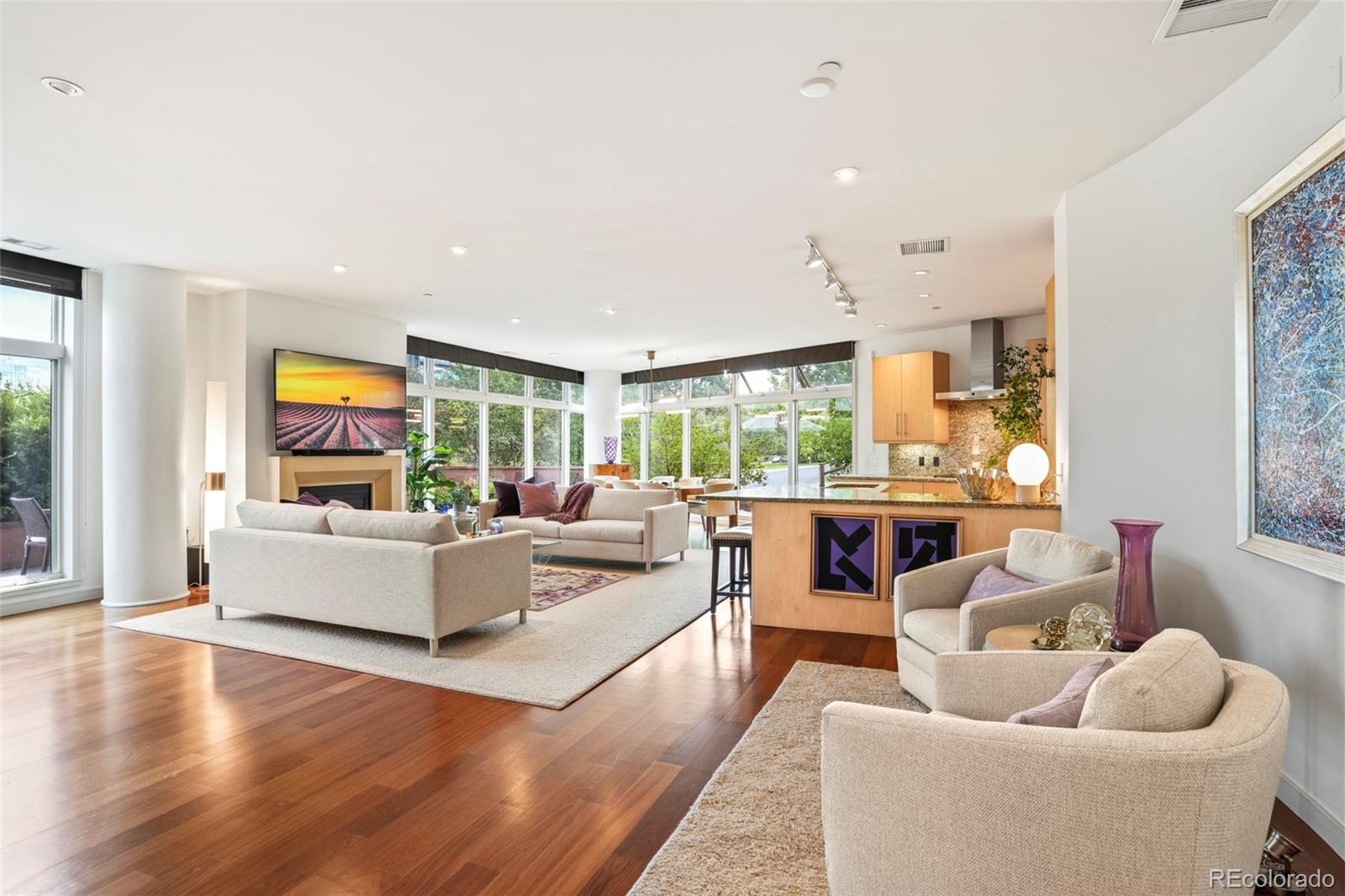 333 S Monroe Street Unit: 101