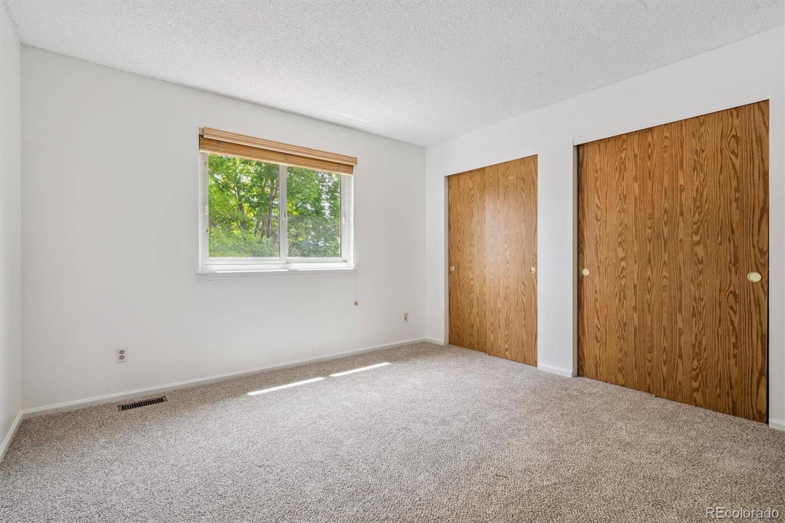 4048 Ashcroft Avenue