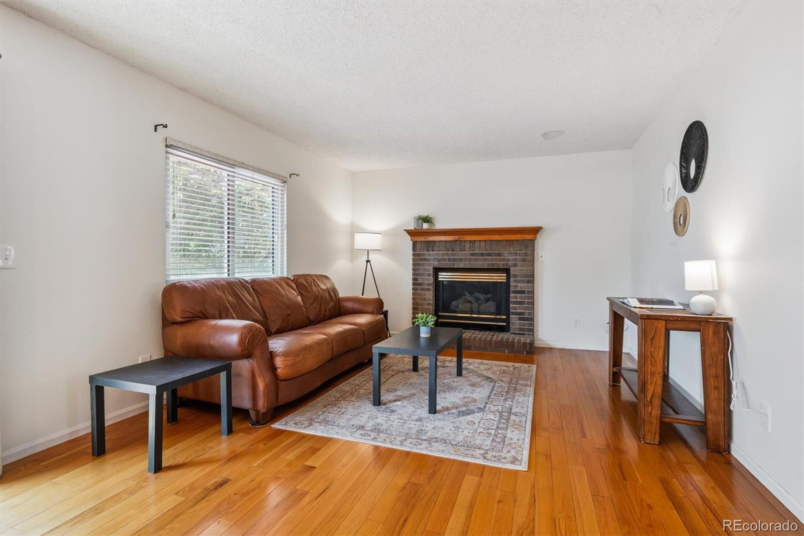 4048 Ashcroft Avenue