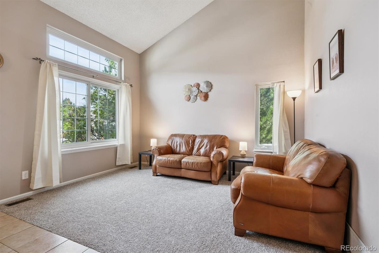 4048 Ashcroft Avenue