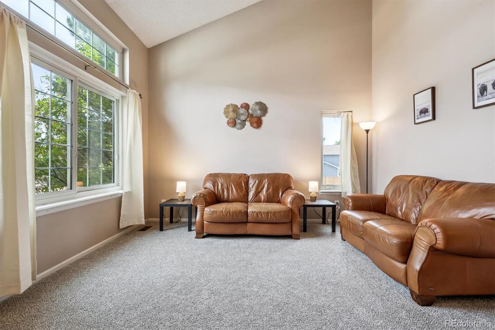 4048 Ashcroft Avenue