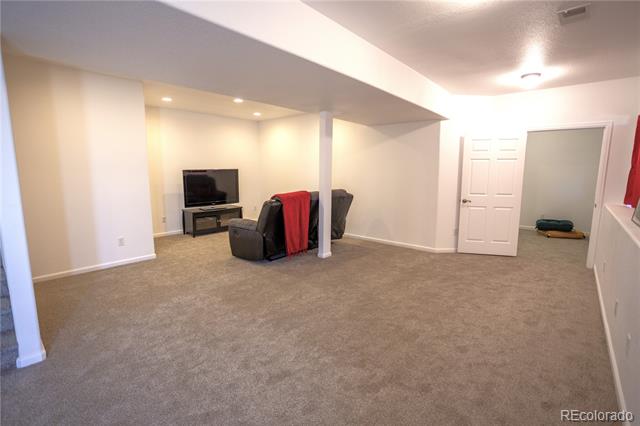 6611 Ranchland Lane