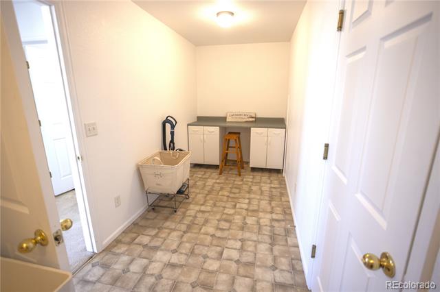 6611 Ranchland Lane