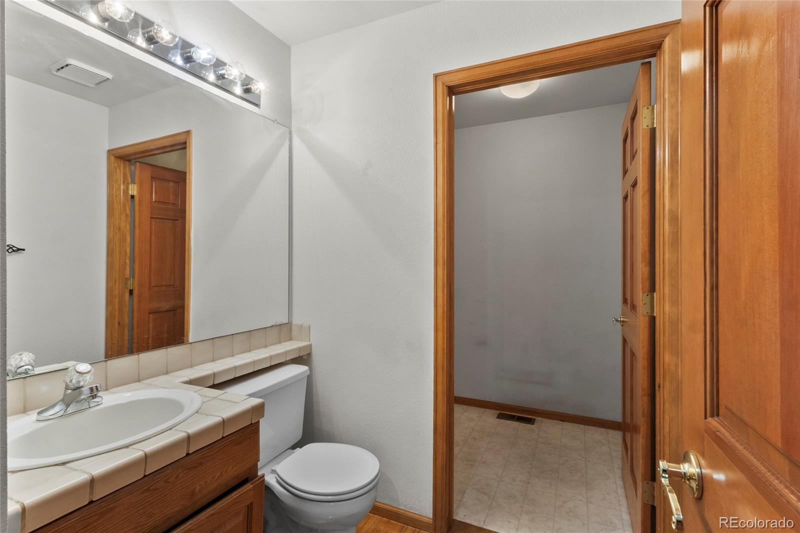 14185 W Warren Circle