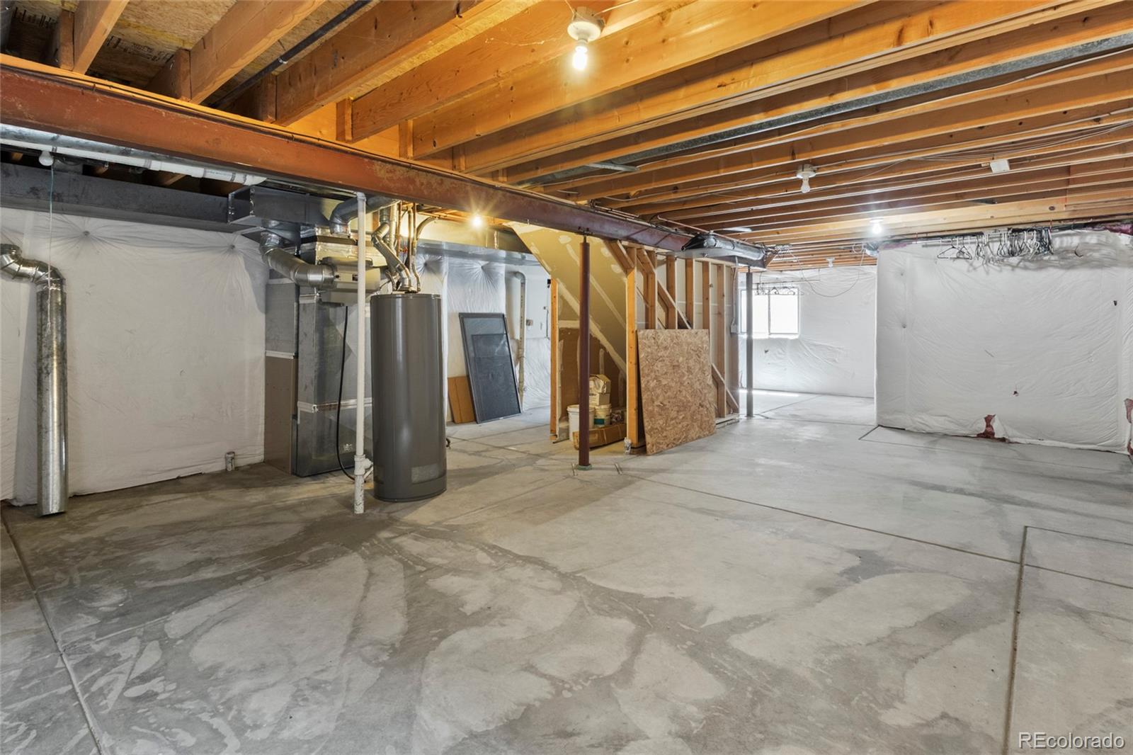 14185 W Warren Circle