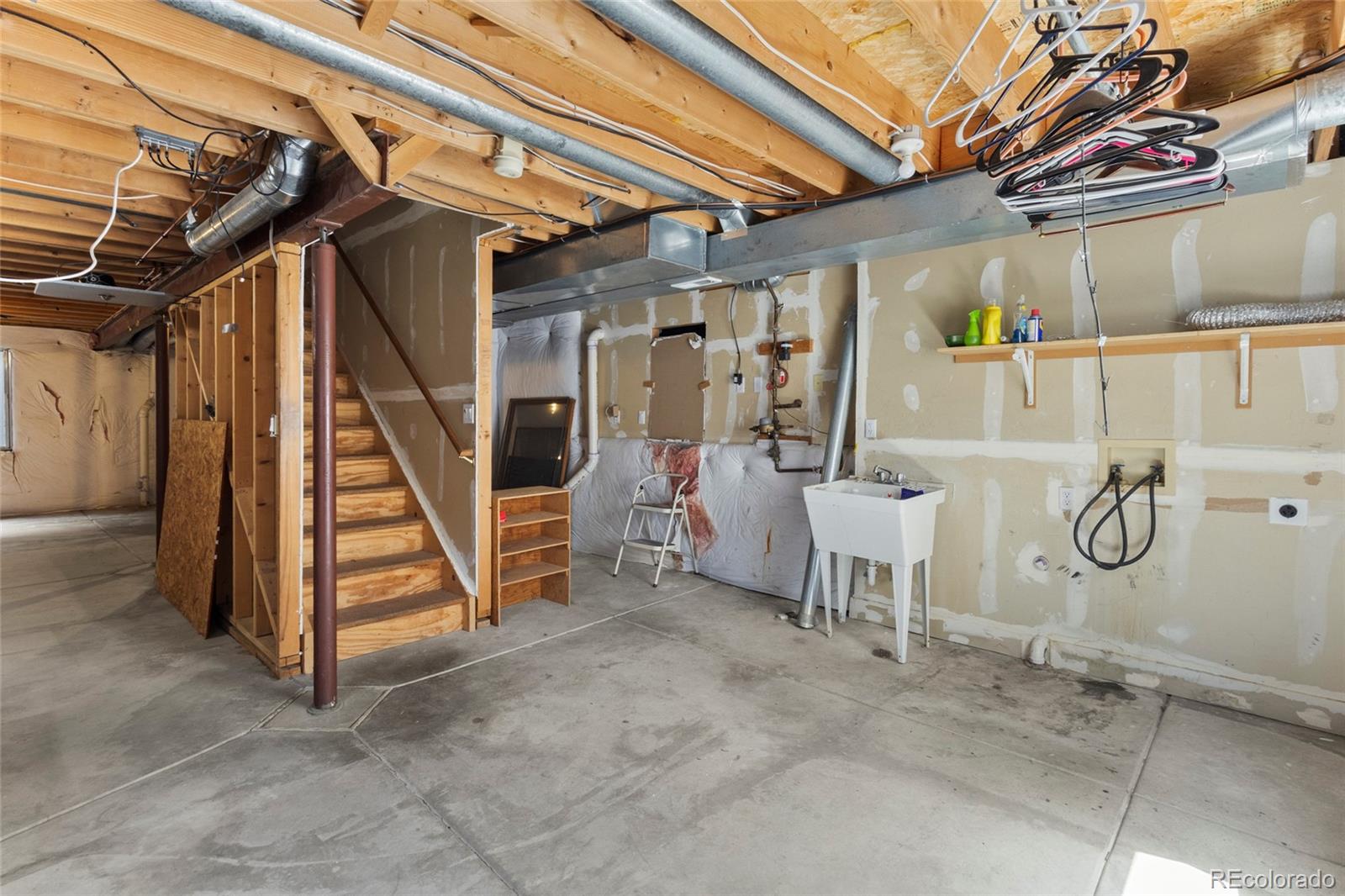 14185 W Warren Circle