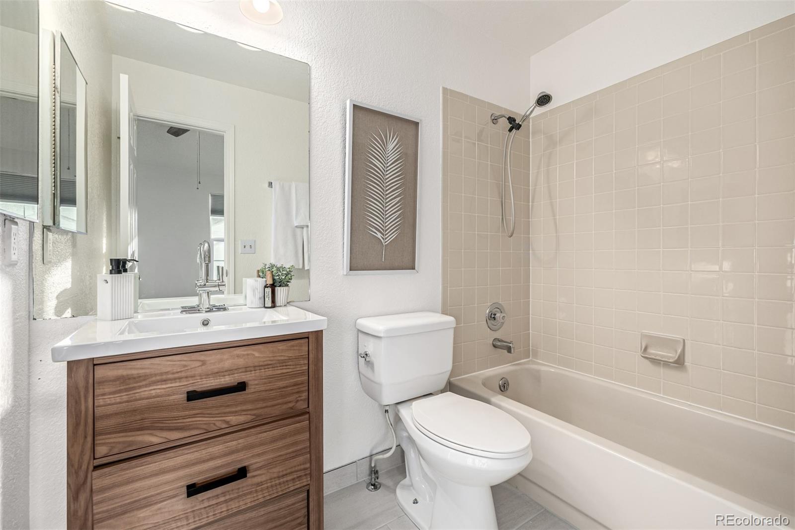 10537 W Maplewood Drive Unit: C