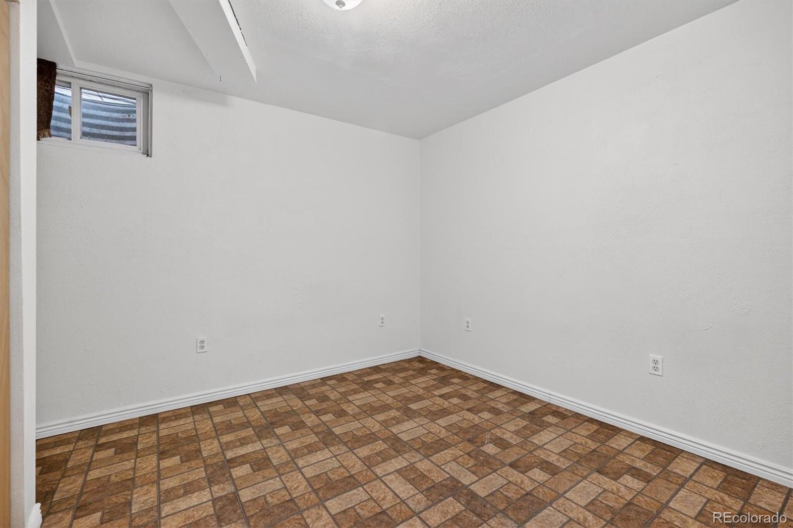 5 S Elati Street Unit: 3