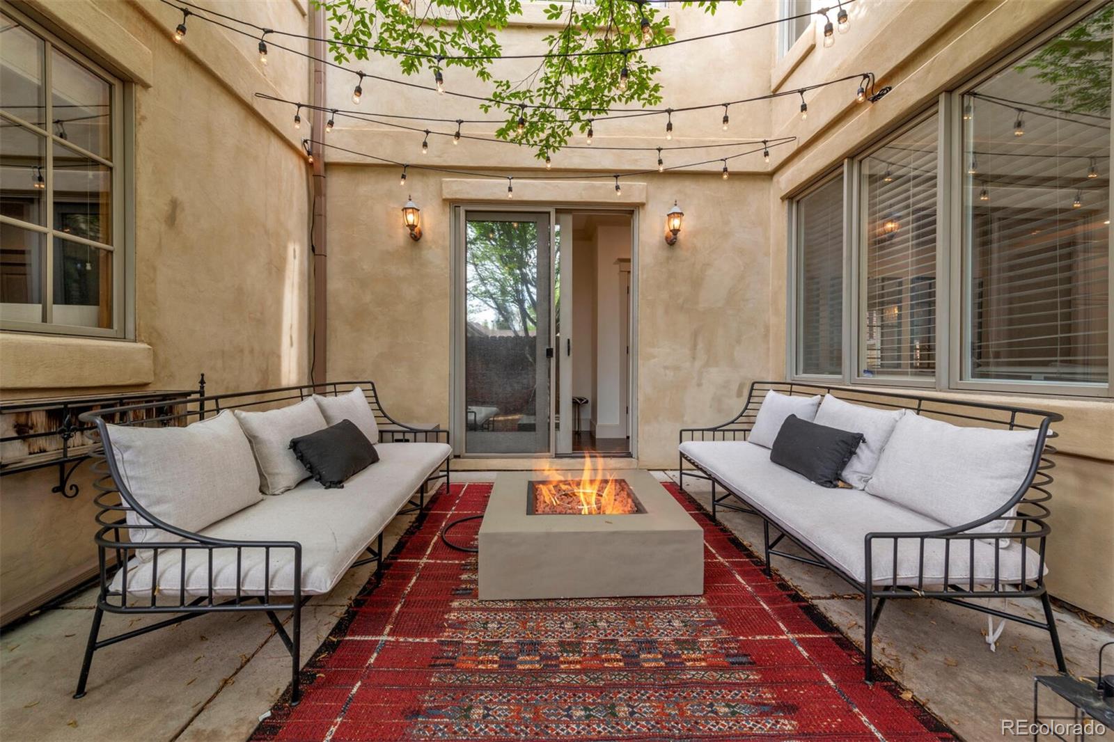 425 S Humboldt Street