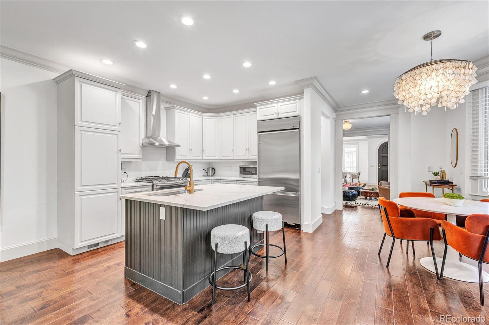 425 S Humboldt Street