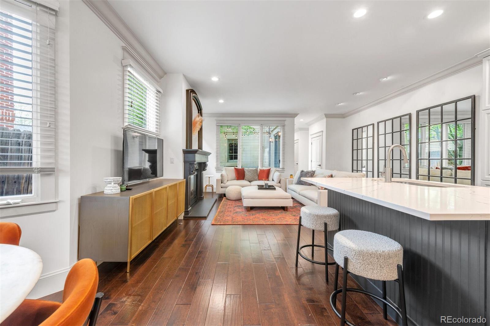 425 S Humboldt Street